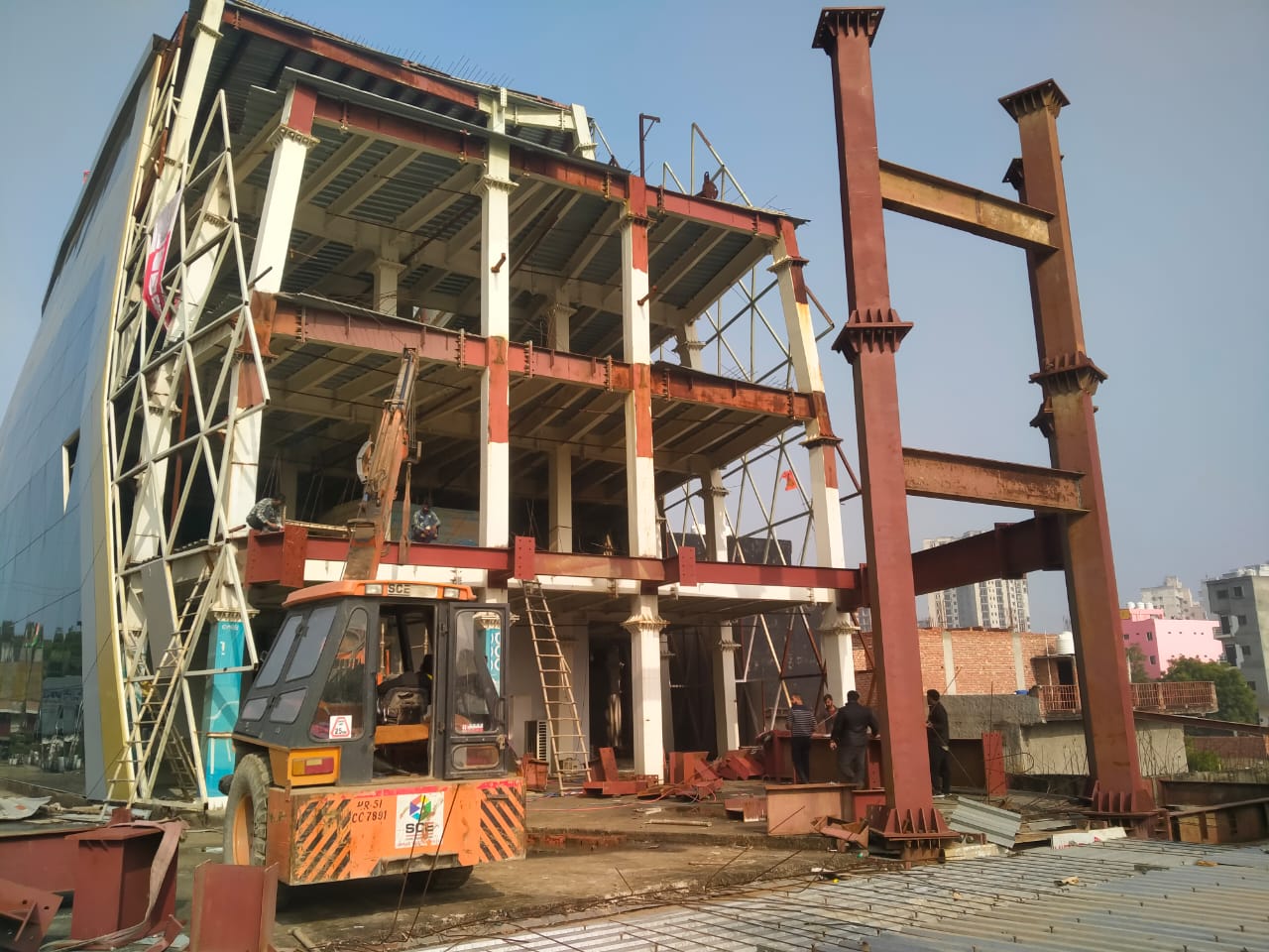 Pre-Engineered Multi-Storey Building Project - Steel Structure Lucknow